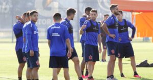 Azul Azul entrega al plantel de la U fórmula para rebajar sueldos