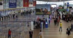 Detectan a cuatro casos sospechosos de coronavirus en aeropuerto: se dirigían a Rapa Nui