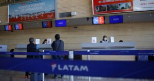 LATAM suspende temporalmente vuelos internacionales para pasajeros en abril
