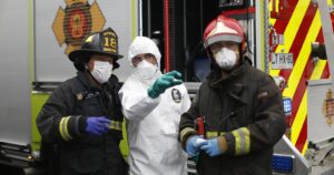 Rescatan a minero atrapado a 30 metros en mina de Andacollo