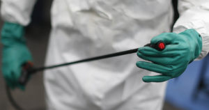 CMPC realiza labores de sanitizado de calles y espacios públicos en Puente Alto