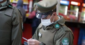 Detienen a sujeto con COVID-19 que viajó desde Viña del Mar a Santiago