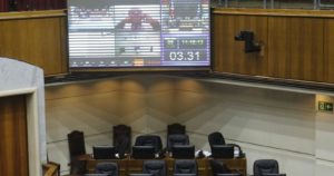 Senado declaró inadmisible proyecto que congela el alza de las Isapres