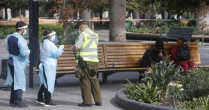 Hombre contagiado con coronavirus fue sorprendido circulando por el centro de Santiago