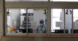 La contradictoria orden del Gobierno que disminuye controles preventivos de niños y embarazadas