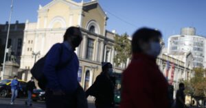 El complicado escenario para la RM que advierten los médicos intensivistas