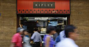 ¿Pueden las grandes empresas acceder a los beneficios de la Ley de Protección del Empleo?