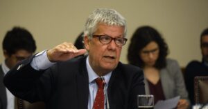 La comparación de Nicolás Eyzaguirre entre Piñera y Bachelet por Covid-19
