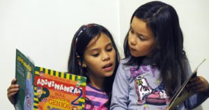 Las implicancias de no ir a clases en niños que deben comenzar a aprender a leer y escribir
