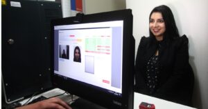 Extienden plazo para que los estudiantes revaliden la tarjeta TNE