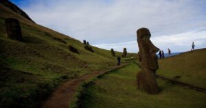 El sombrío panorama de Rapa Nui: 