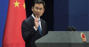 Trump exigiría pago a China por daños causados por el coronavirus y Pekín denuncia que 