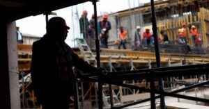 Prohibir despidos y salvar a empresas estratégicas para el Estado: las propuestas de la oposición para enfrentar la crisis económica