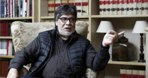 Escritor Luis Sepúlveda falleció a los 70 años por coronavirus