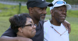 Proyecto Inocencia: la miniserie que retrata cómo lograron liberar a presos condenados injustamente