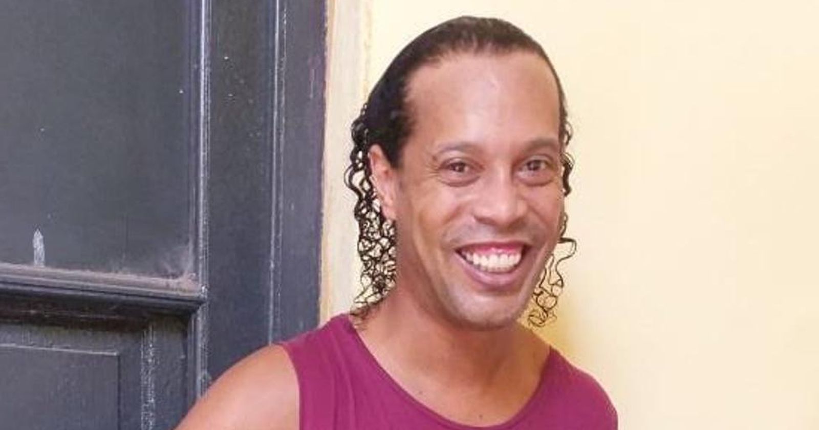 ronaldinho cárcel