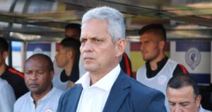 Reinaldo Rueda se queda: 