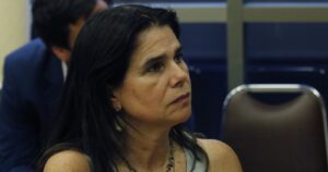 Alcohol y violencia contra la mujer: la petición de Ximena Ossandón a los supermercados