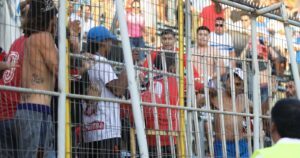 Conmebol castigó a Colo Colo y la UC por incidentes en sus partidos de Copa Libertadores