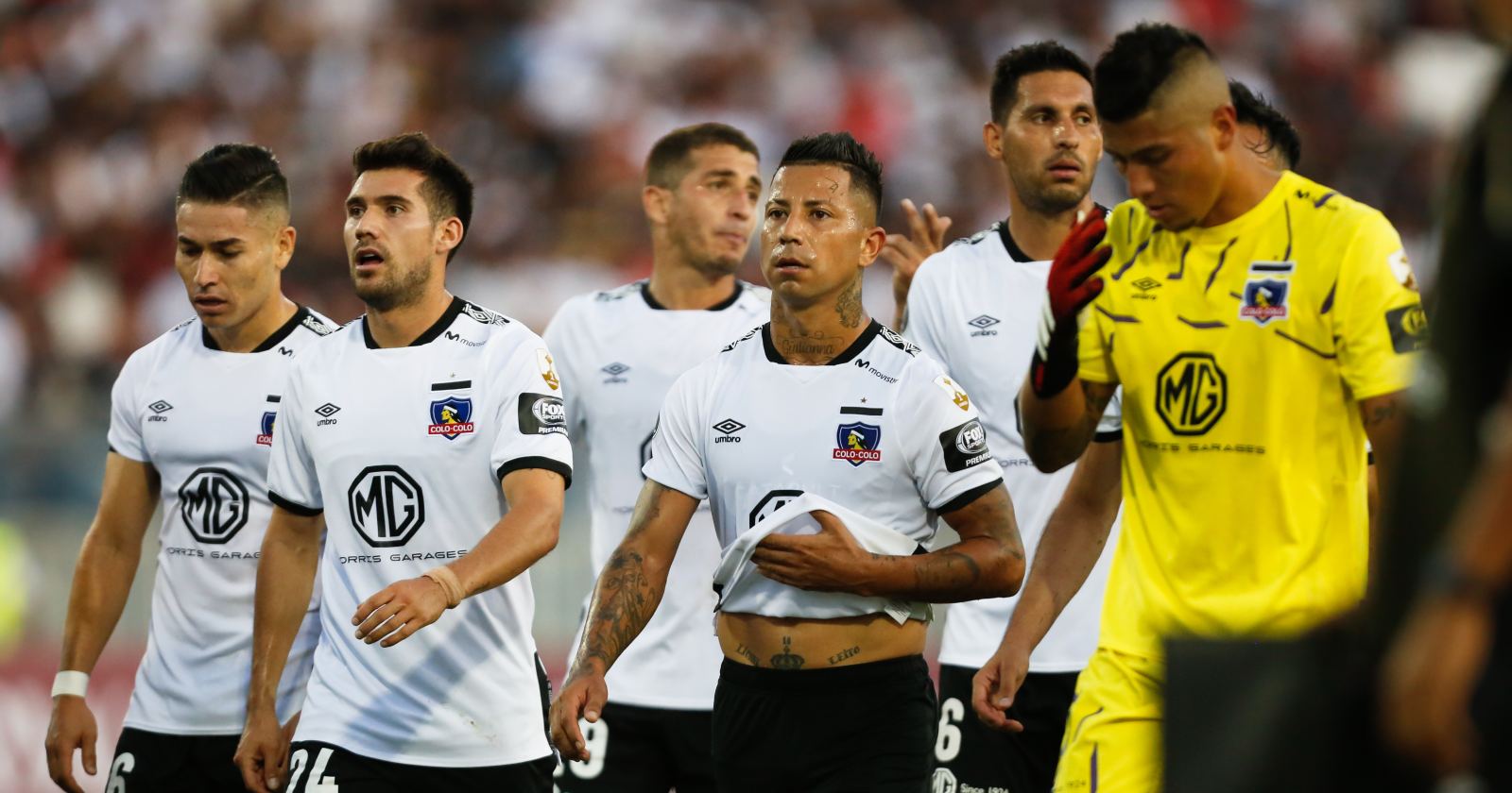 Colo Colo Blanco y Negro