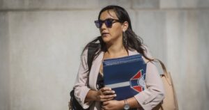 Eunacom: cómo el Colegio Médico y asociaciones gremiales se quedaron solos en la discusión política