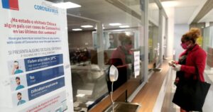 RM concentra 90% de los contagios y Minsal reconvierte tres hospitales en Santiago