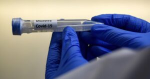 Dos fiestas habrían provocado brote de COVID-19 en Laja