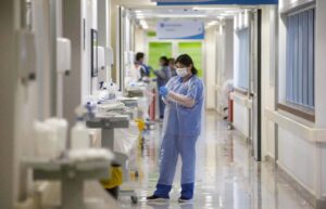 Todos somos “respiratorios”: el rol de kinesiólogos y kinesiólogas en la atención de personas con COVID-19