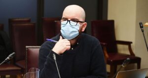El troleo en Wikipedia a Giorgio Jackson por las donaciones en RD