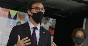 Ministro Raúl Figueroa sobre el plan de retorno a los colegios: 