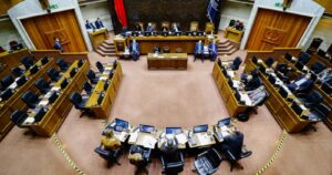 Senado despacha proyecto de Ingreso Familiar de Emergencia