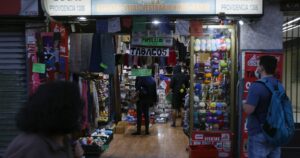 PIB: economía chilena esquiva la recesión y crece 0,4% en el primer trimestre de 2020