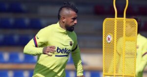 Con la presencia de Arturo Vidal: FC Barcelona volvió a los trabajos grupales