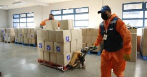 Intendencia de Santiago aumenta a 14 los proveedores de cajas de alimentos