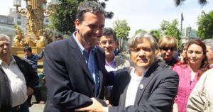 Felipe Harboe dispara contra Navarro por límite a la reelección sin 