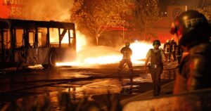 Melipilla: condenan a prisión por persona por quema de bus durante estallido social