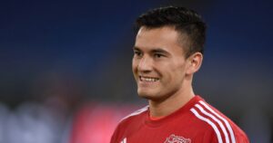 Charles Aránguiz será el primer chileno que volverá a jugar en Europa