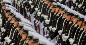 Armada suspende tradicional desfile del 21 de mayo por crisis sanitaria