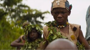 Beasts of no nation: la historia del niño que se vio obligado a convertirse en soldado