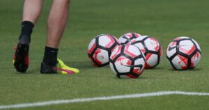 Liga española: Clubes comenzarán este lunes a entrenar en grupos