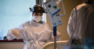 Fondo empresarial de CPC entrega equipos claves para tratar a pacientes críticos con coronavirus