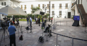 Activan protocolo en La Moneda tras confirmarse caso de COVID-19 entre la prensa acreditada