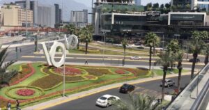 Pese a negativa del gobierno, municipios ricos de México retoman actividades en medio de crisis por coronavirus