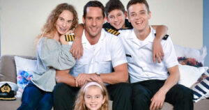 Siguen los reestrenos: Papá a la Deriva debutó por segunda vez en Mega