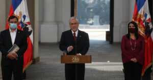 Piñera detalla cómo se entregarán las canastas familiares de alimentos