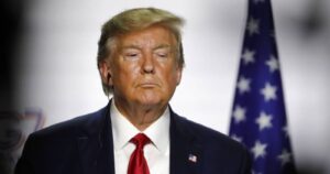 Twitter y Facebook bloquean video de Donald Trump con información falsa sobre el coronavirus