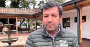 Alcaldes de Isla de Maipo y Alhué piden al Minsal decretar cuarentena total en sus comunas