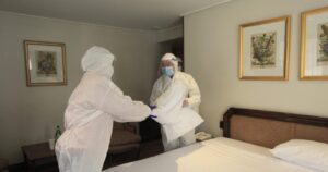 Daza resalta a residencias sanitarias para mitigar avance del COVID-19