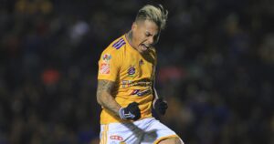 Eduardo Vargas rompió la cuarentena en México