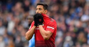 Alexis Sánchez aparece en la lista de transferibles del Manchester United